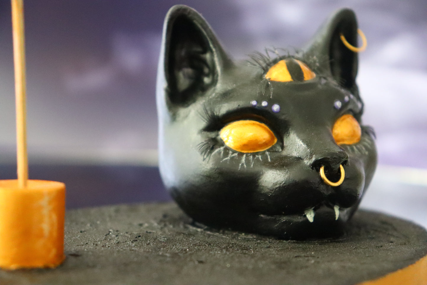 Räucherstäbchenhalter "Freya's Cat" - Handgemachtes Unikat