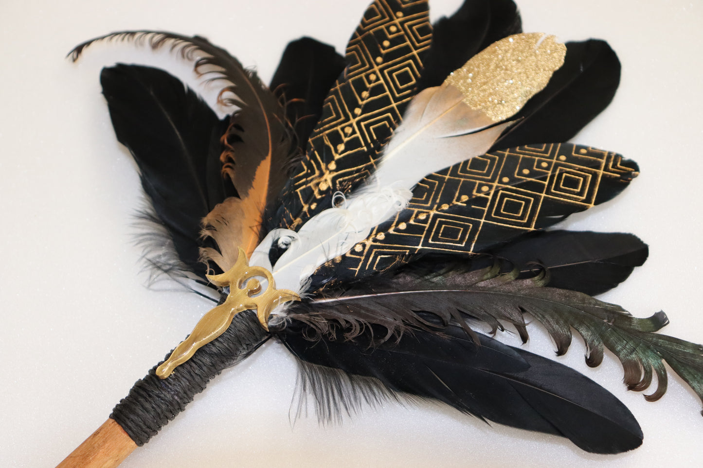 Fächer Schwarz-Gold